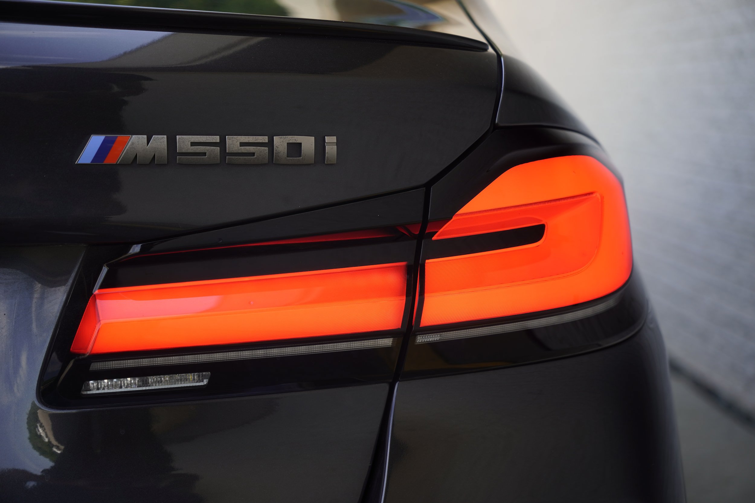 Used 2021 BMW M550i xDrive AWD/4WD image 10
