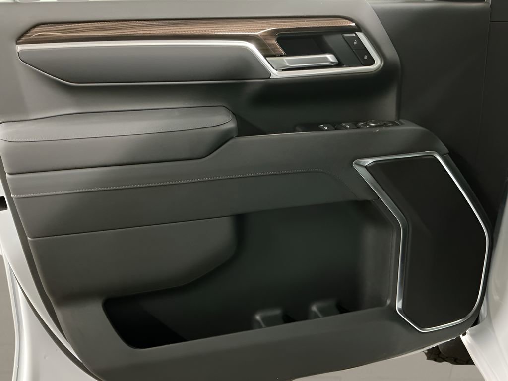 New 2026 Chevrolet Silverado 2500 LT image 13