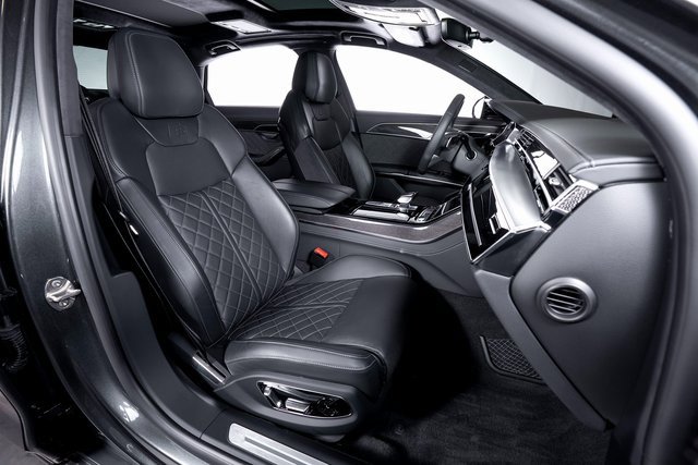 Used 2024 Audi S8 w/ S8 Comfort Plus Package image 53