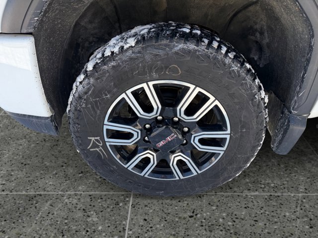 Used 2022 GMC Sierra 3500 AT4 w/ AT4 Premium Plus Package image 14