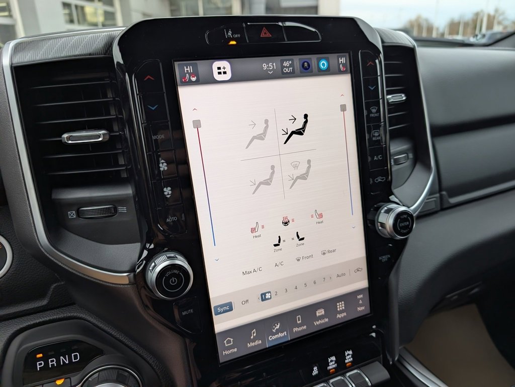 New 2026 RAM 1500 4x4 Crew Cab image 25