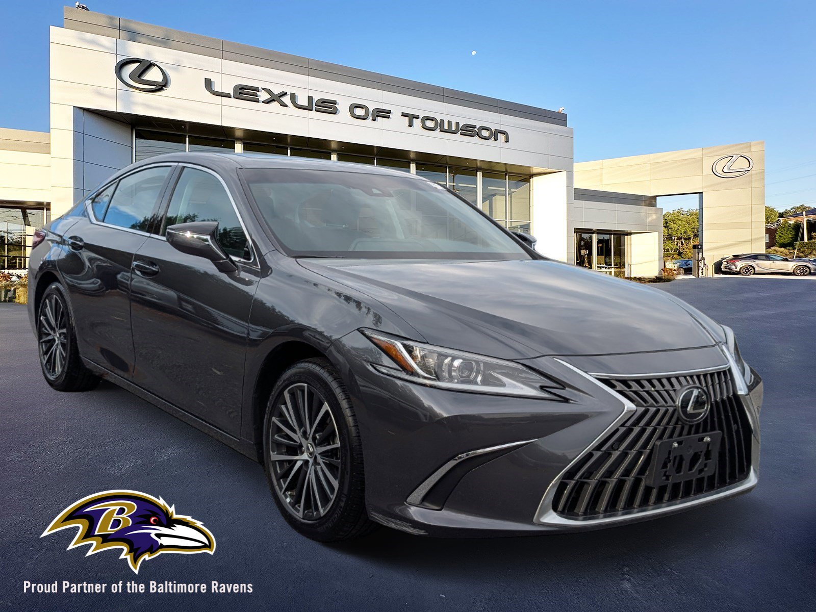 Certified 2025 Lexus ES 350 w/ Premium Package