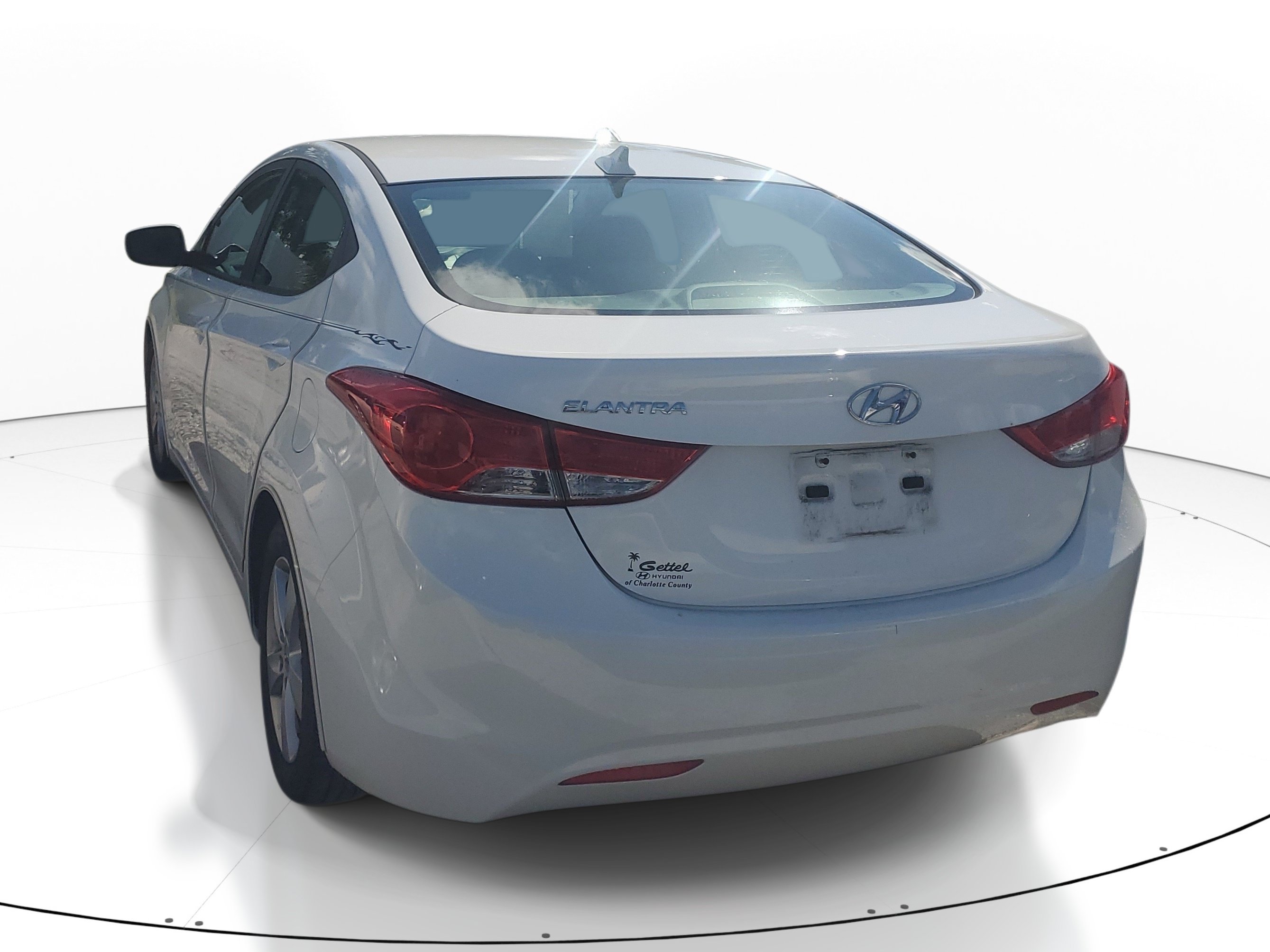 Used 2013 Hyundai Elantra GLS w/ Preferred Pkg FWD image 7