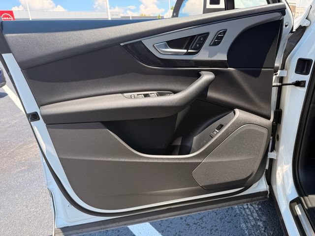 Used 2019 Audi Q7 2.0T Premium w/ Cold Weather Package AWD/4WD image 12