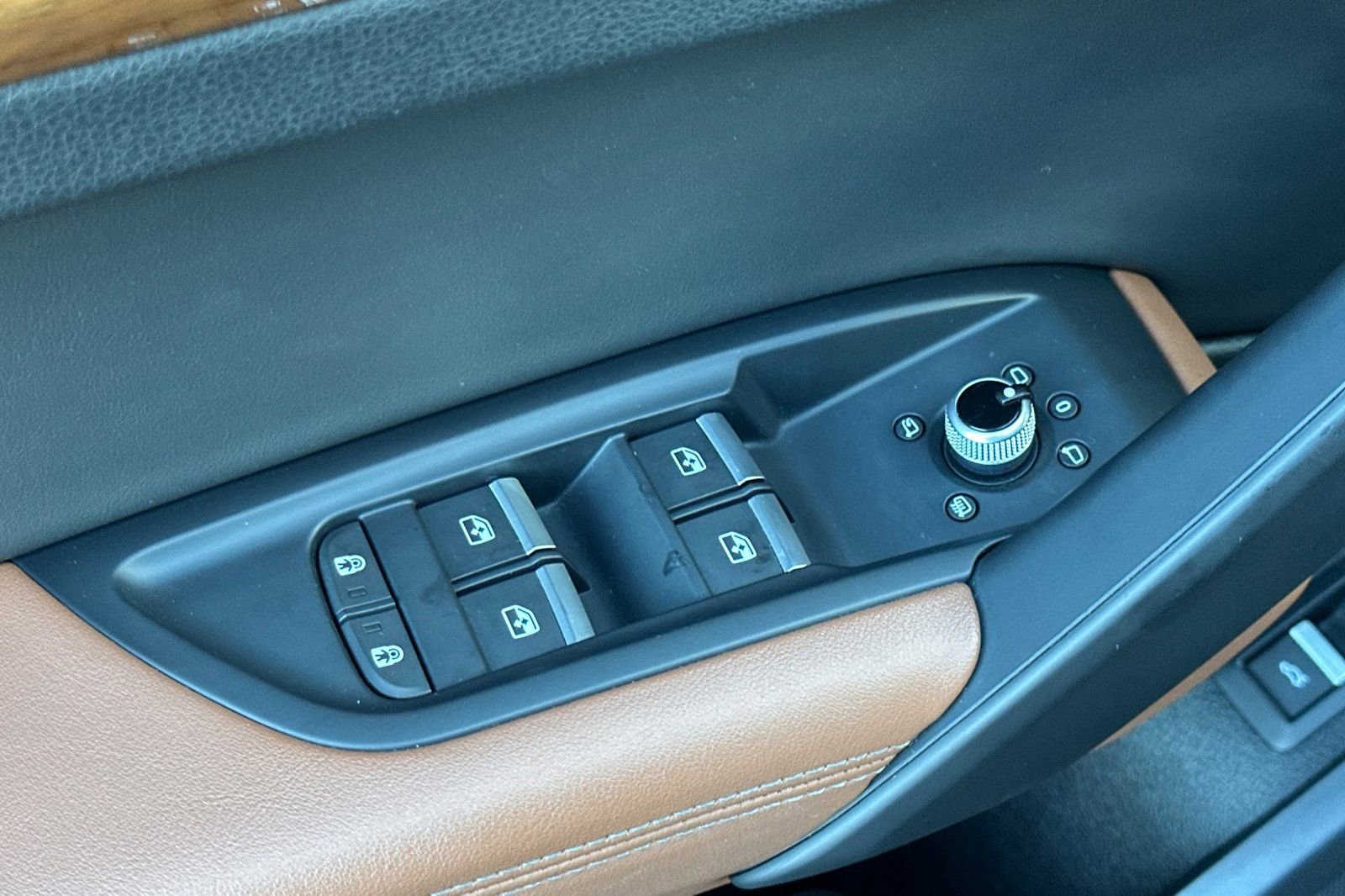 Used 2021 Audi Q5 2.0T Premium Plus w/ Premium Plus Package image 11