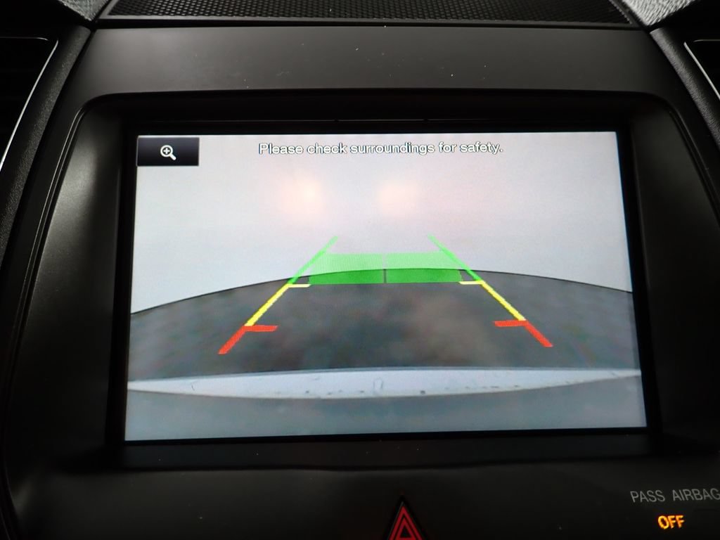 Used 2015 Ford Taurus SEL w/ Equipment Group 201A FWD image 5