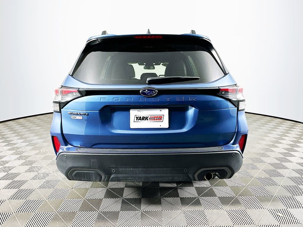 Certified 2025 Subaru Forester Limited image 9