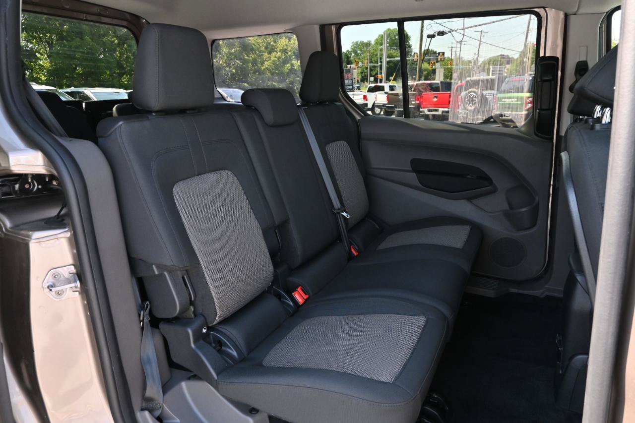 Used 2021 Ford Transit Connect XL FWD image 28
