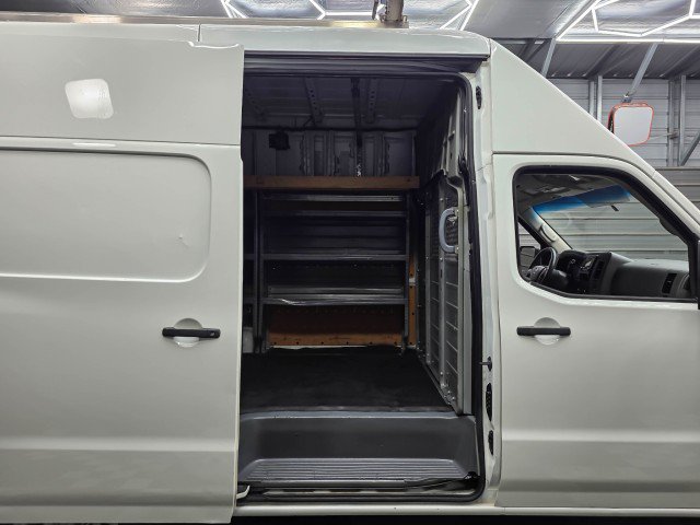 Used 2018 Nissan NV 2500 SV RWD image 10