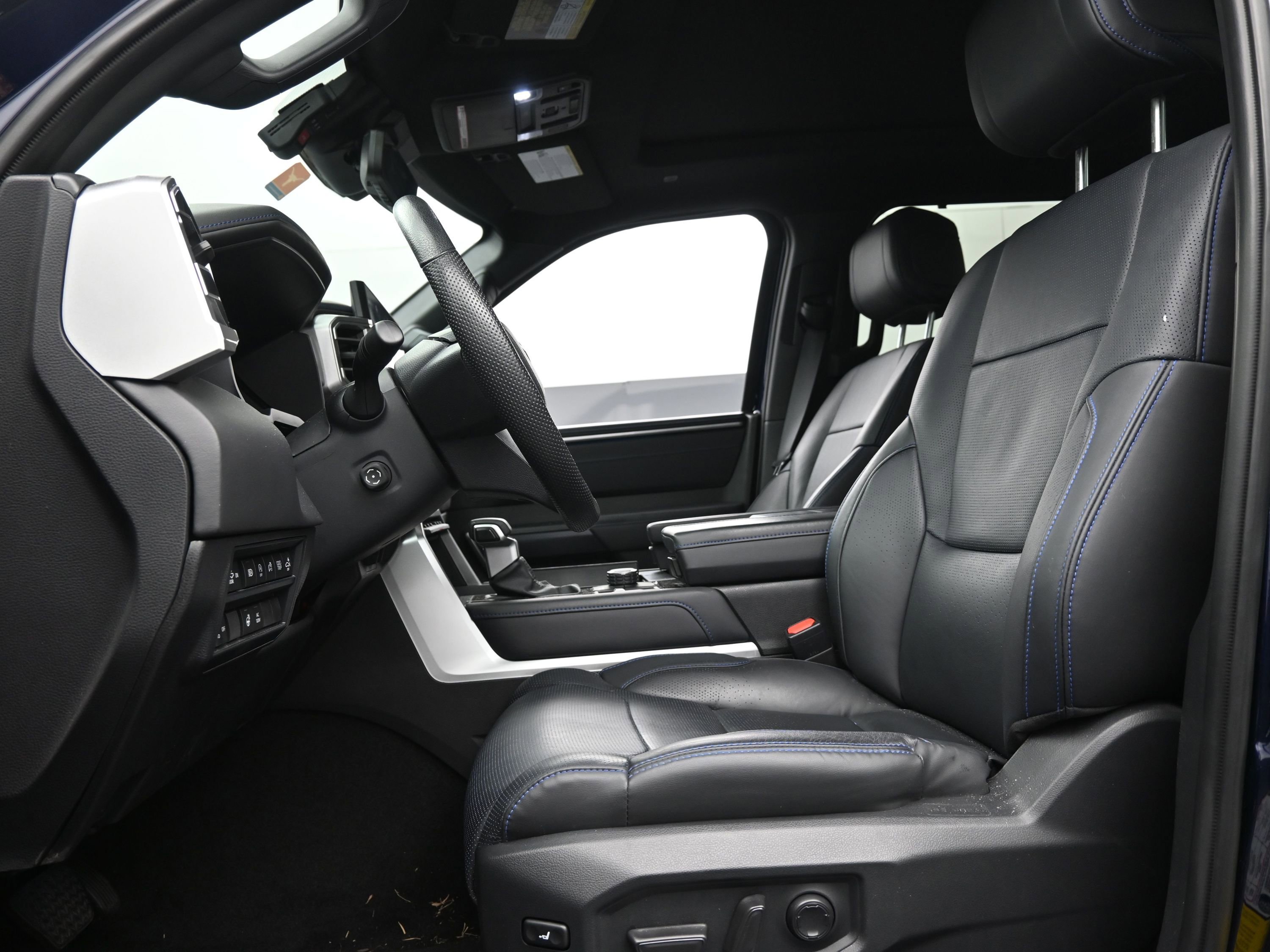 Used 2024 Toyota Tundra Platinum image 17