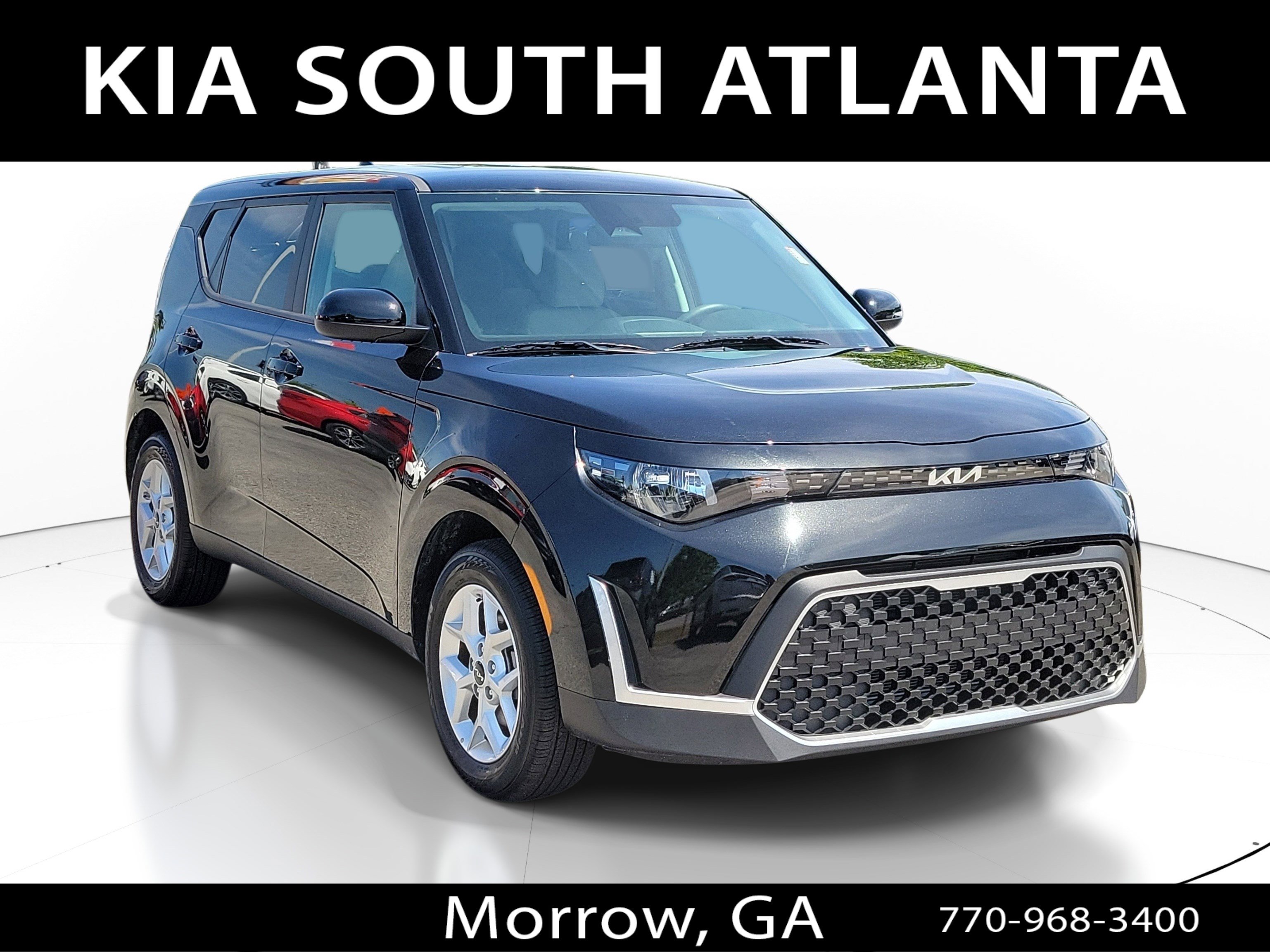Used 2025 Kia Soul LX FWD image 1