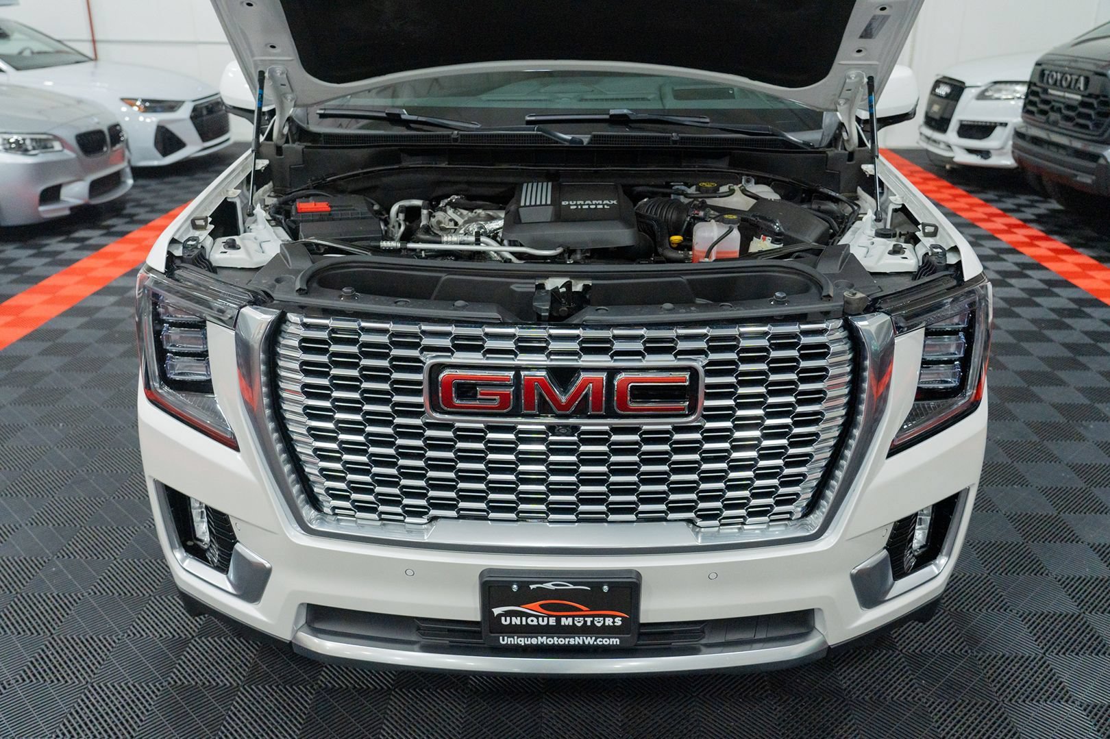 Used 2024 GMC Yukon Denali AWD/4WD image 64