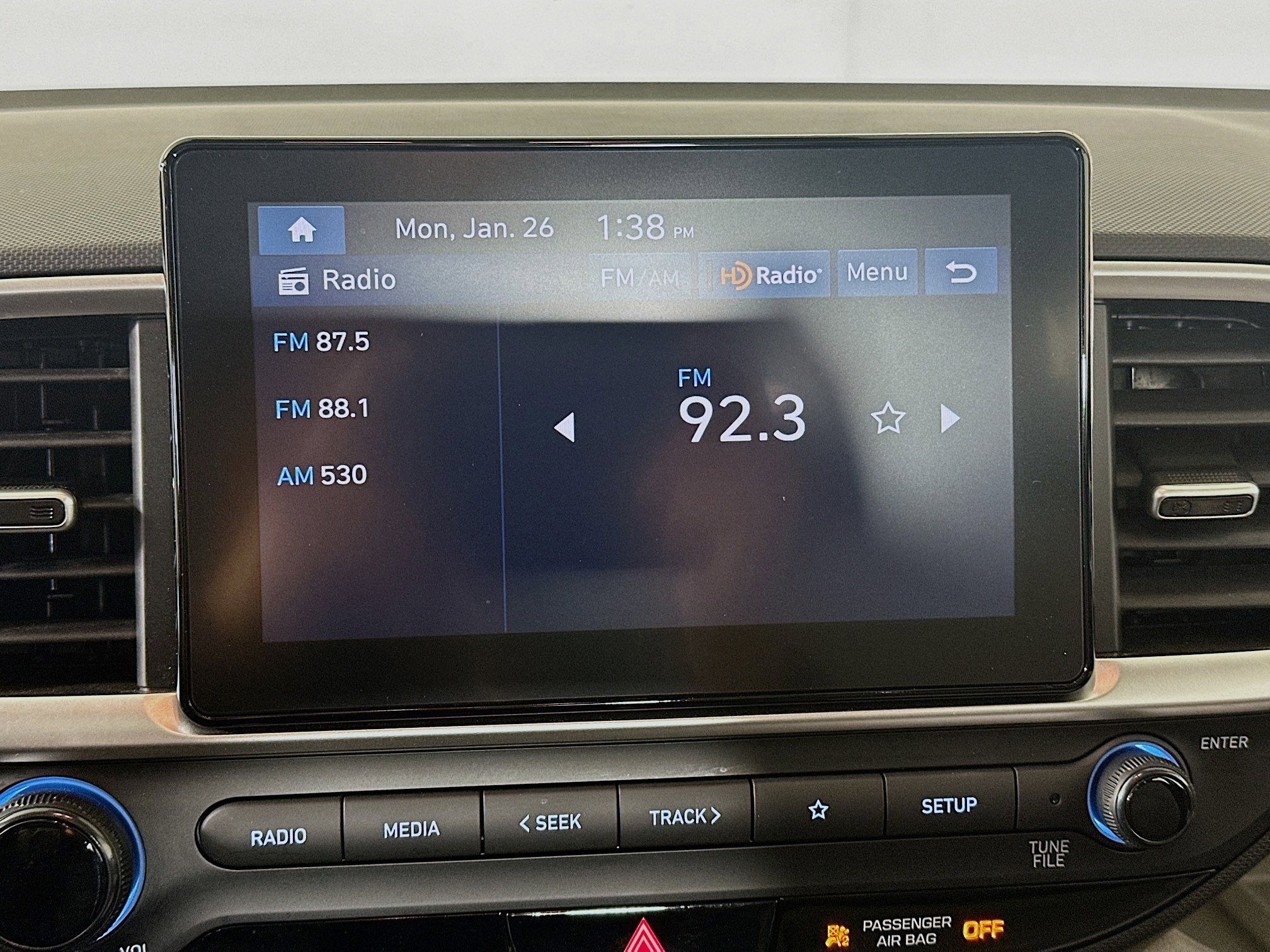 Used 2025 Hyundai Venue SEL image 21