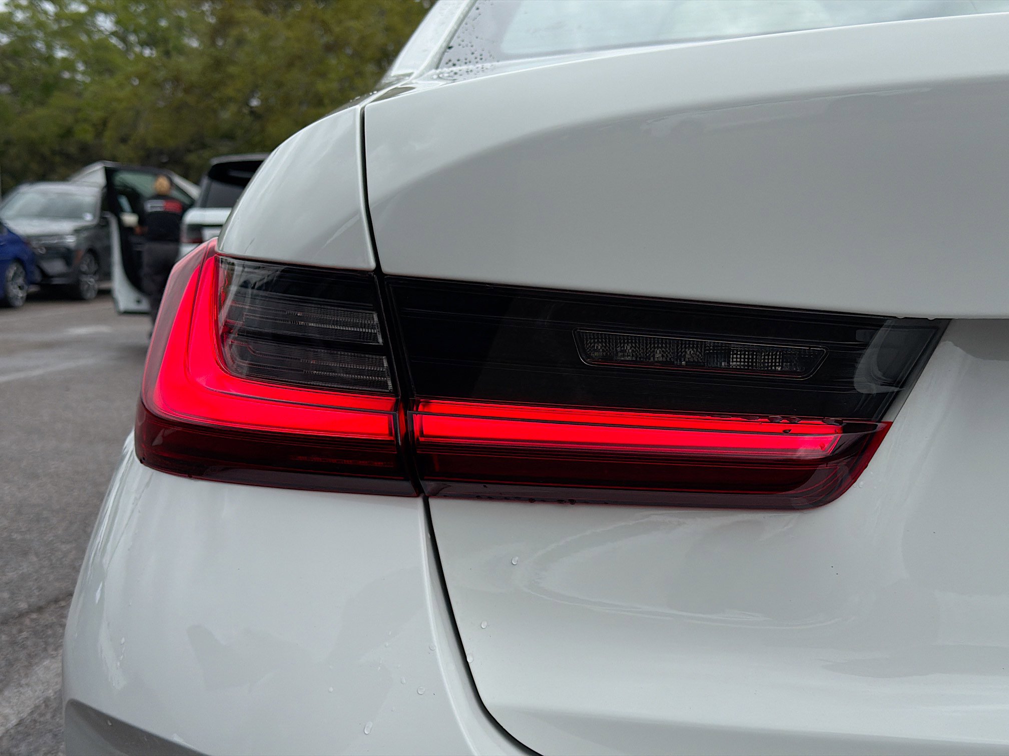 Used 2025 BMW 330i Sedan w/ Convenience Package image 10