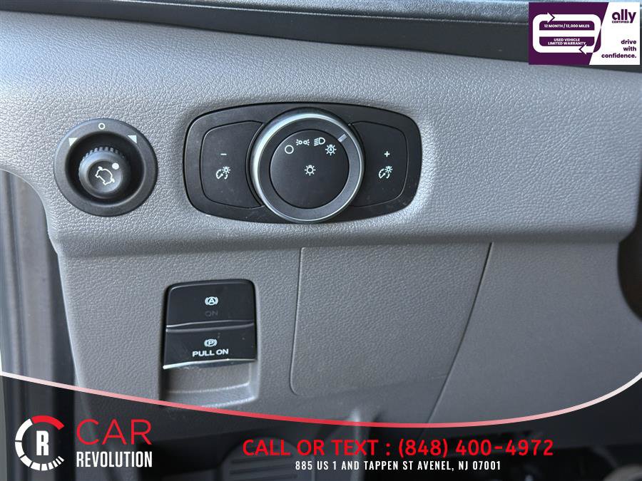 Used 2025 Ford Transit 250 148 High Roof AWD image 22