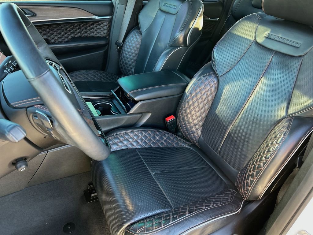 Used 2022 Jeep Grand Cherokee Summit w/ Advanced Protech Group IV image 20