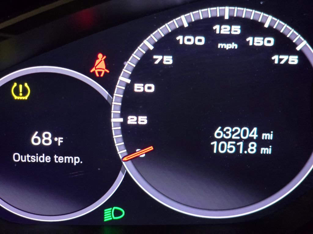 Used 2023 Porsche Cayenne image 21