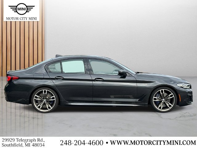 Used 2021 BMW M550i xDrive w/ Premium Package AWD/4WD image 2