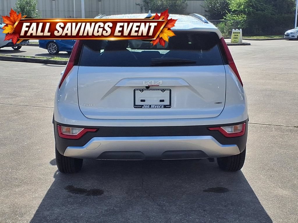 Used 2024 Kia Niro LX FWD image 8