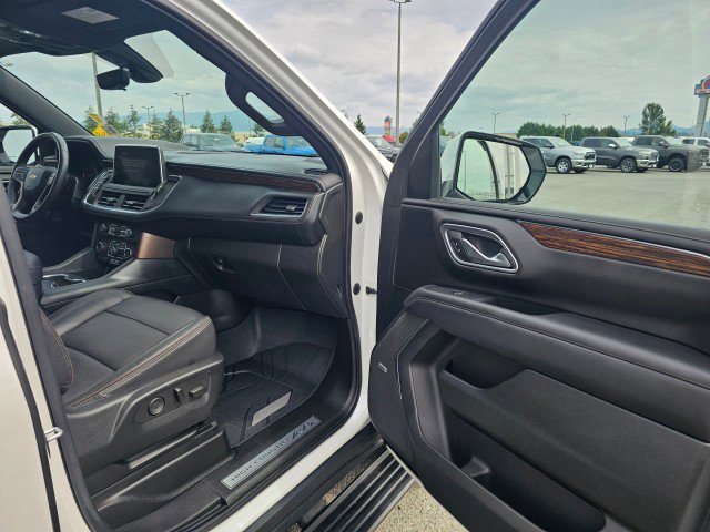 Used 2021 Chevrolet Tahoe High Country image 13