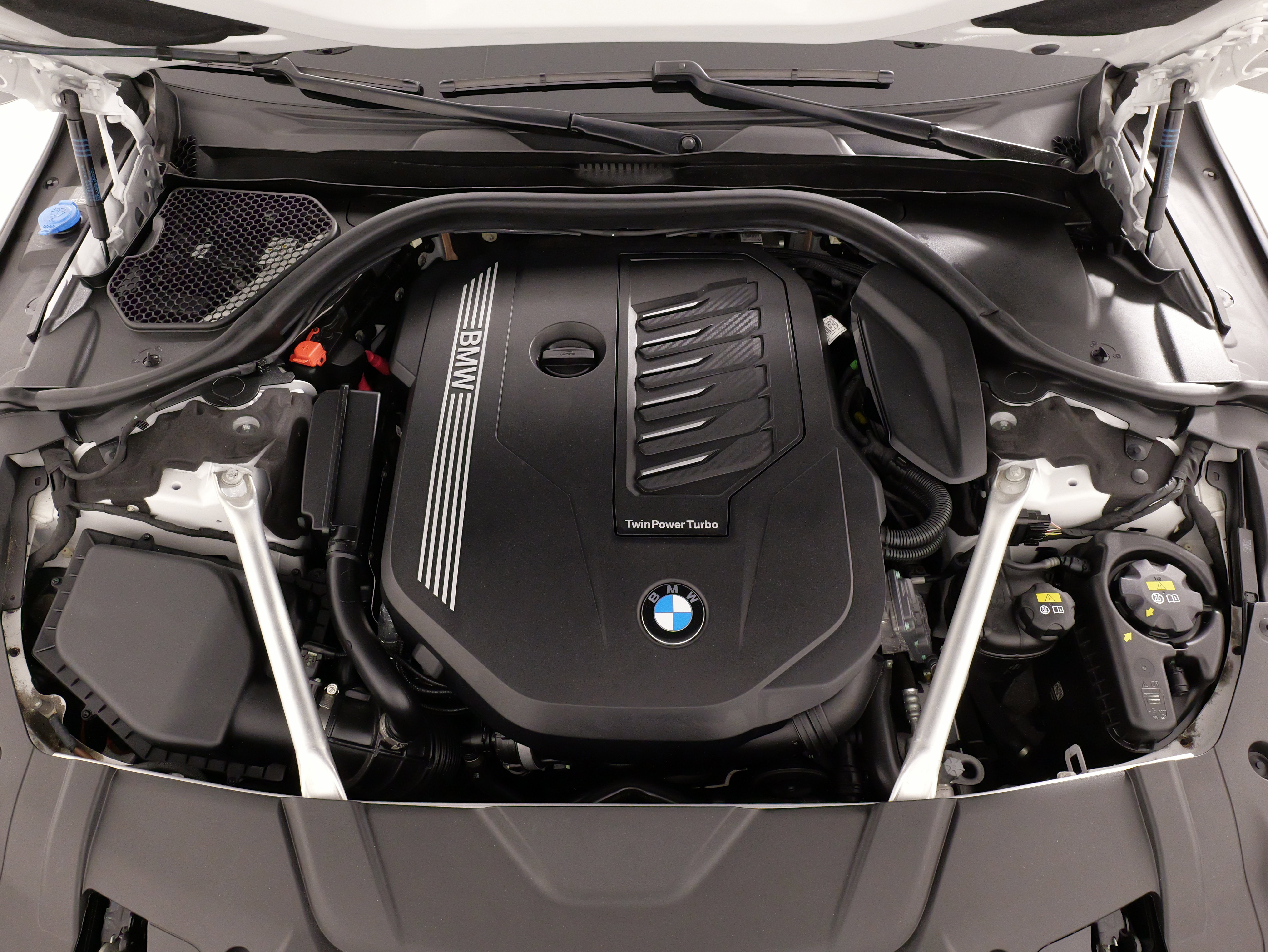 Used 2022 BMW 740i xDrive image 66