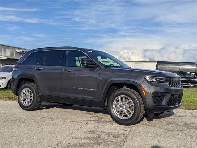 New 2025 Jeep Grand Cherokee Laredo X