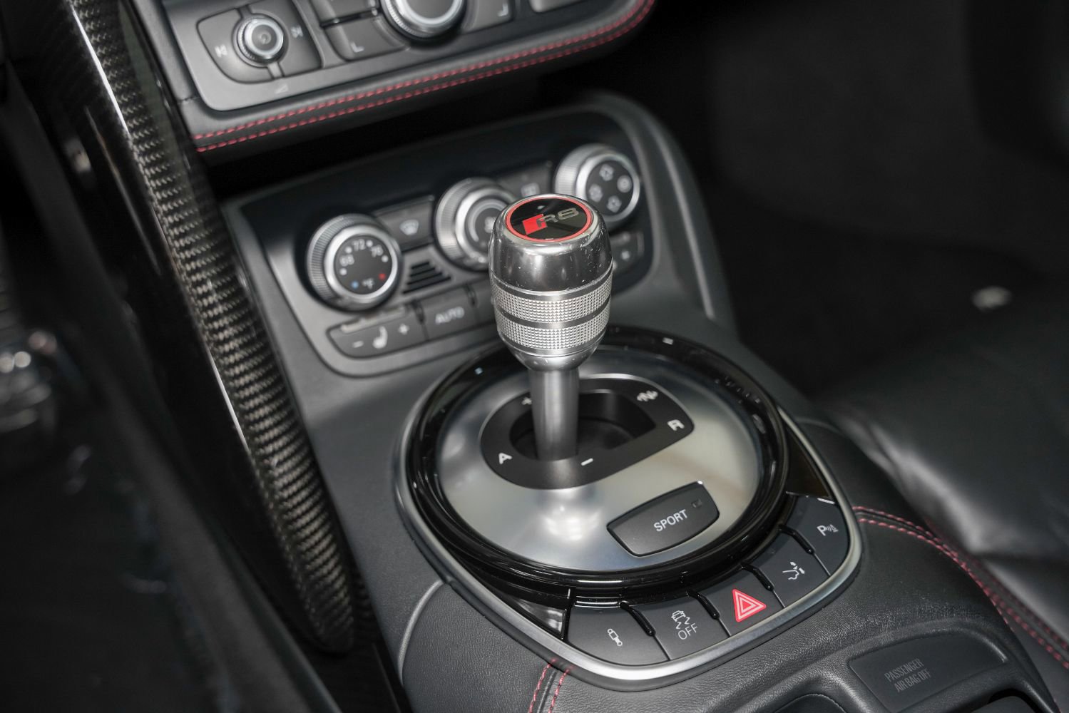 Used 2014 Audi R8 V10 image 41