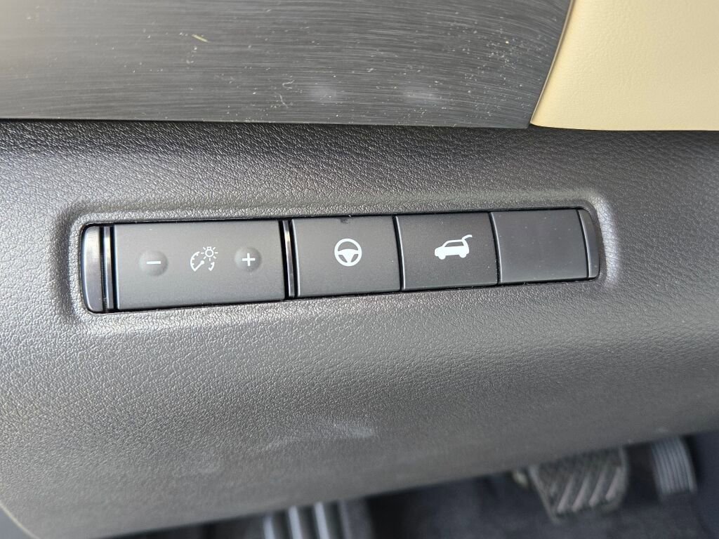 New 2026 Nissan Pathfinder SL w/ Cargo Package AWD/4WD image 24