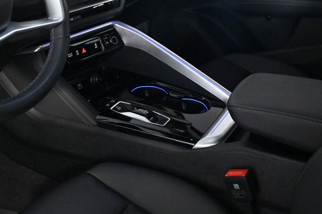 Used 2025 Audi Q5 Premium AWD/4WD image 19