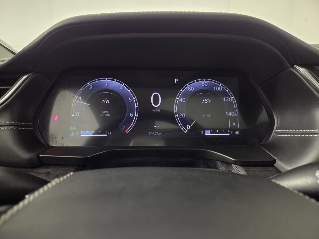 Used 2021 Jeep Grand Cherokee L Overland w/ Luxury Tech Group IV AWD/4WD image 15