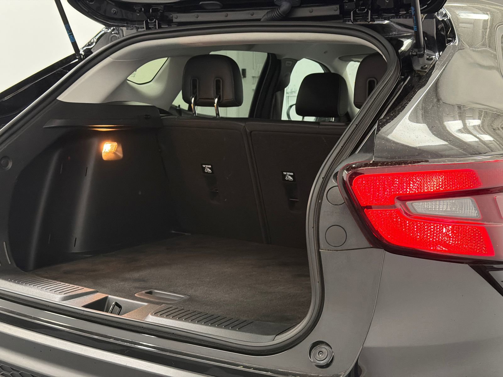 Used 2024 Chevrolet Trax LT image 8