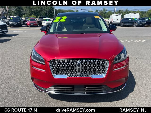 Used 2022 Lincoln Corsair AWD w/ Premium Package image 7