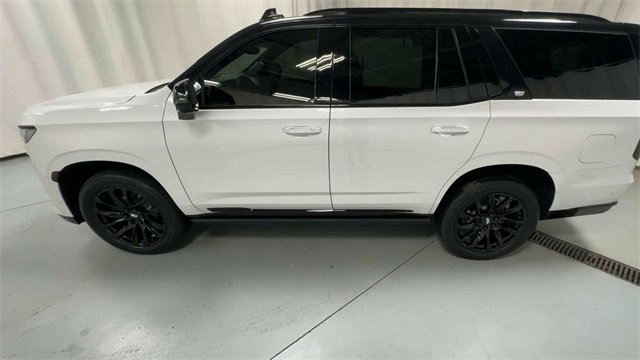 Certified 2023 Cadillac Escalade Sport Platinum w/ LPO, ONYX Package image 5