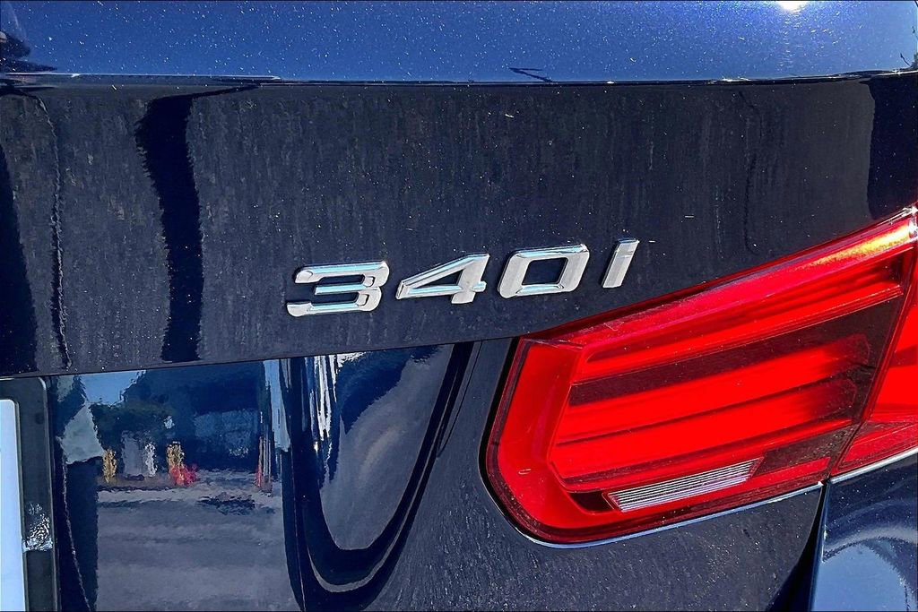 Used 2017 BMW 340i xDrive Sedan AWD/4WD image 24