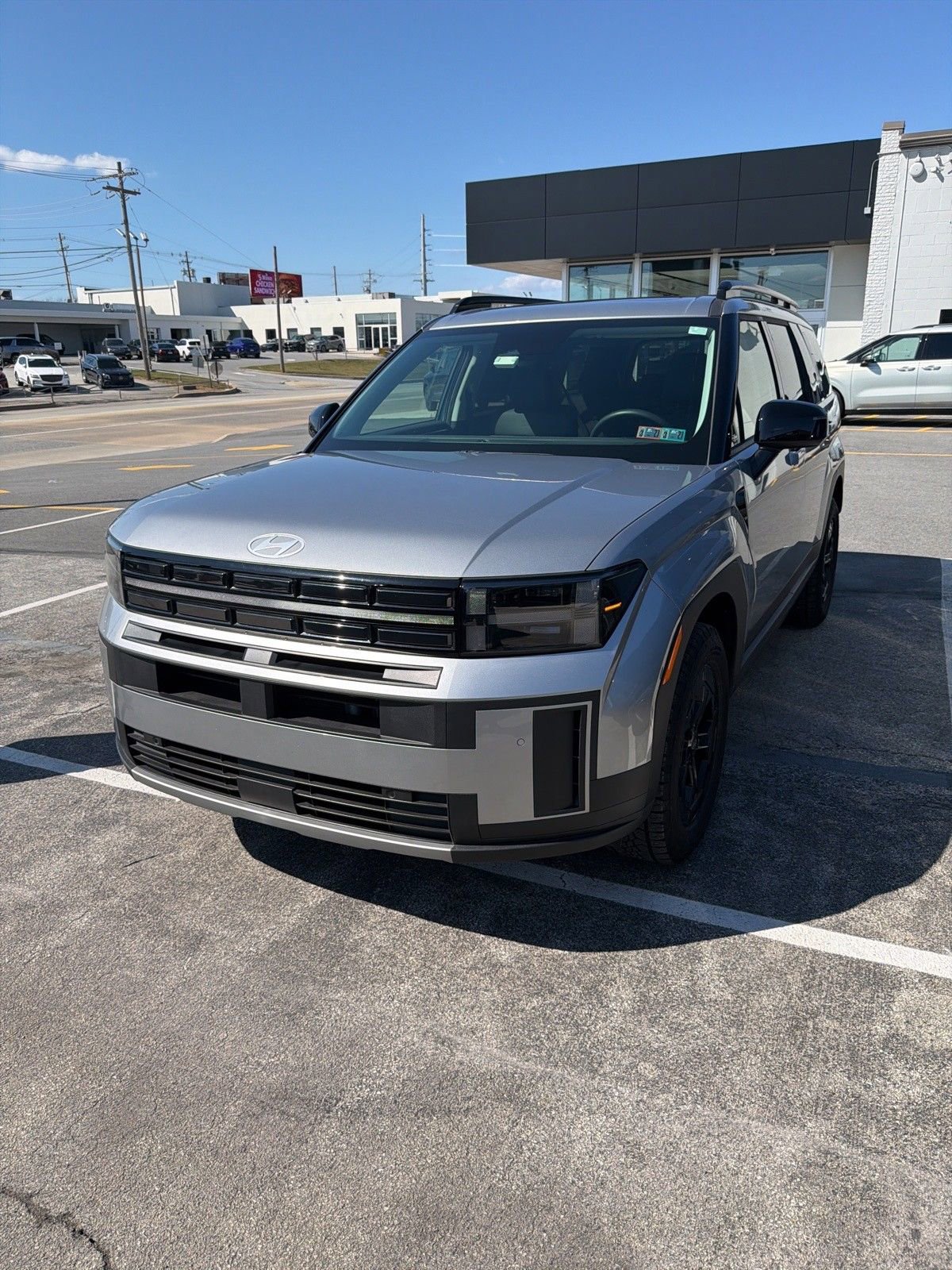 Used 2024 Hyundai Santa Fe XRT image 2