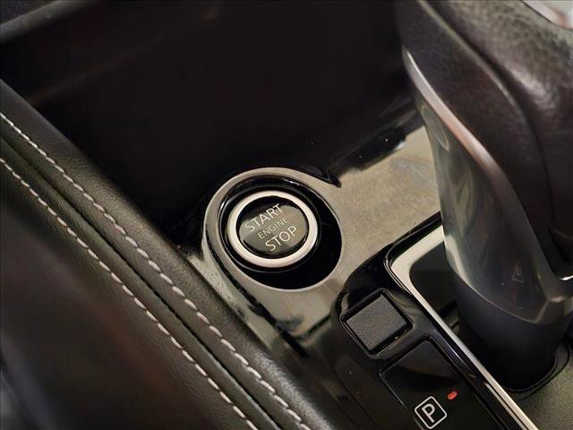 Used 2020 Nissan Kicks SR w/ SR Premium Package FWD image 29