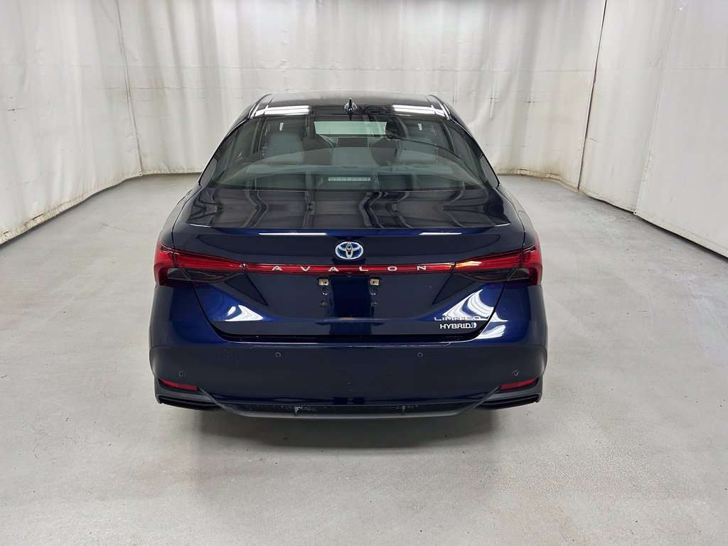 Certified 2021 Toyota Avalon Limited w/ Advanced Safety Package FWD image 5