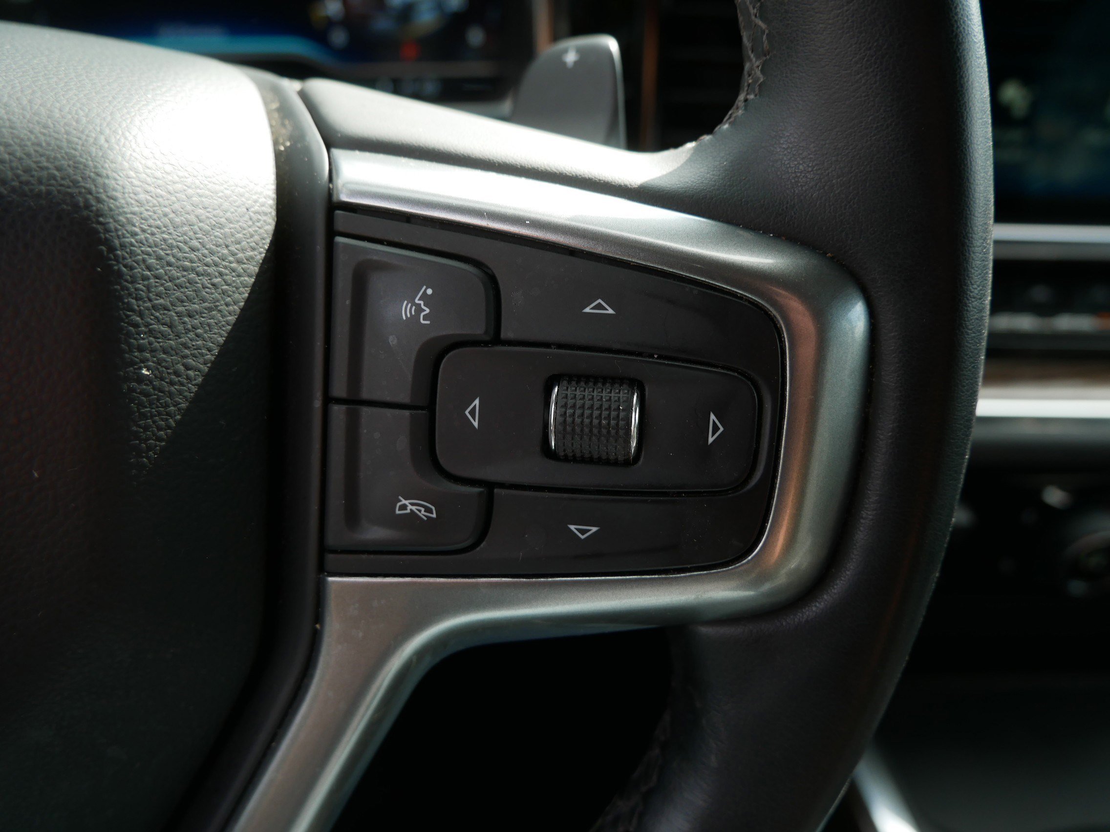 Used 2023 Chevrolet Silverado 1500 LT Trail Boss w/ Convenience Package II image 27