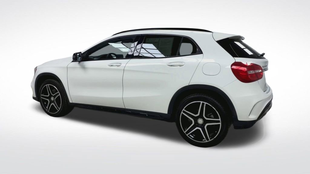 Used 2017 Mercedes-Benz GLA 250 4MATIC image 6