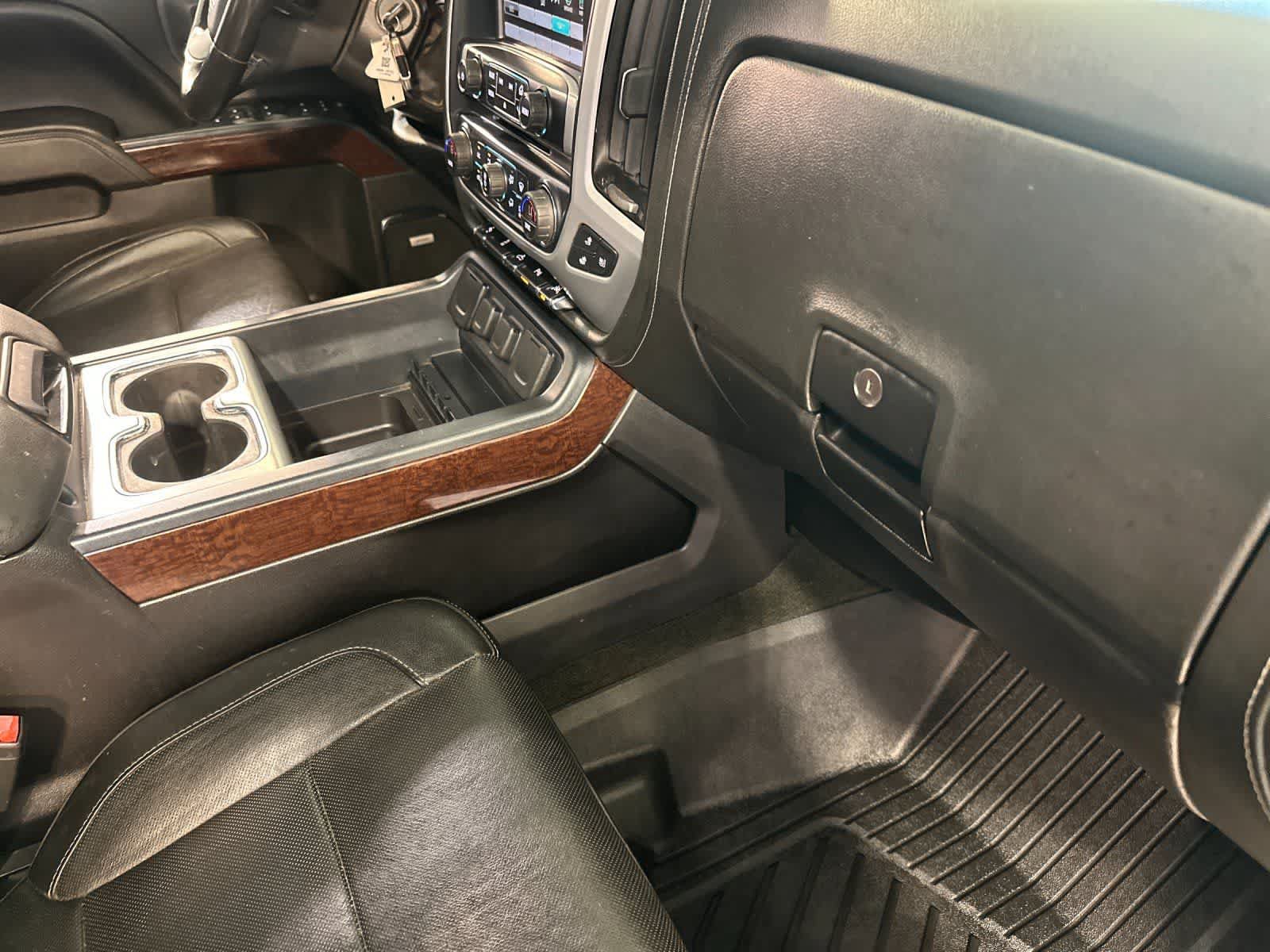 Used 2017 GMC Sierra 1500 SLT RWD image 16