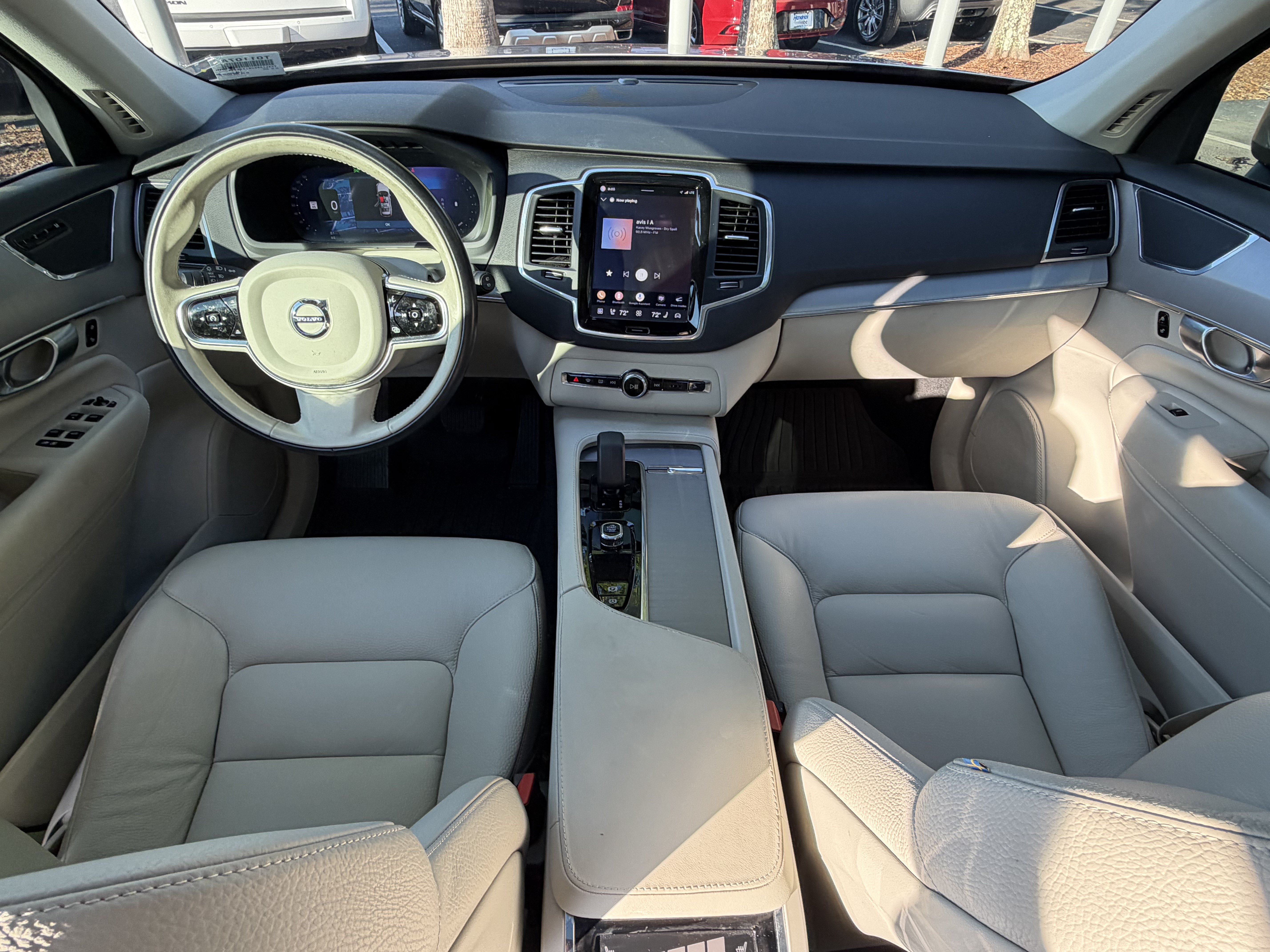 Used 2024 Volvo XC90 B5 Core w/ Climate Package AWD/4WD image 33