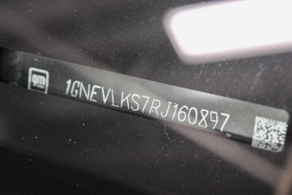 Used 2024 Chevrolet Traverse RS image 37