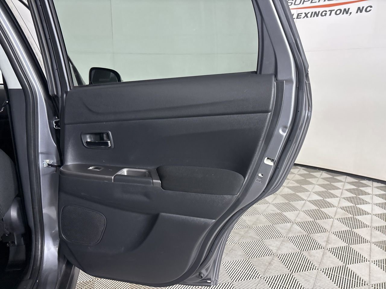 Used 2020 Mitsubishi Outlander Sport SE image 23