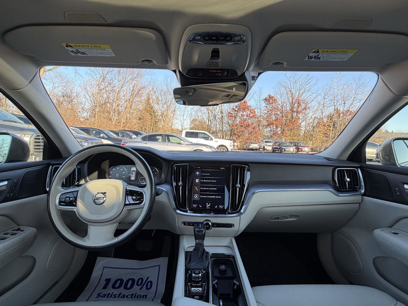 Used 2020 Volvo S60 T5 Momentum image 27