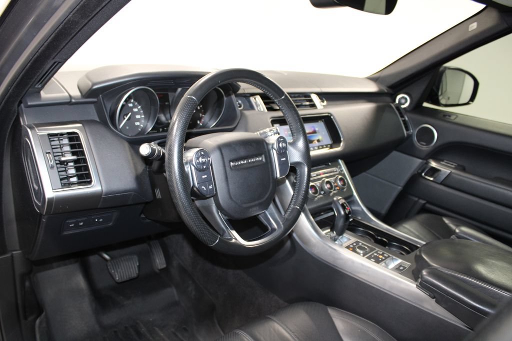 Used 2017 Land Rover Range Rover Sport SE AWD/4WD image 22