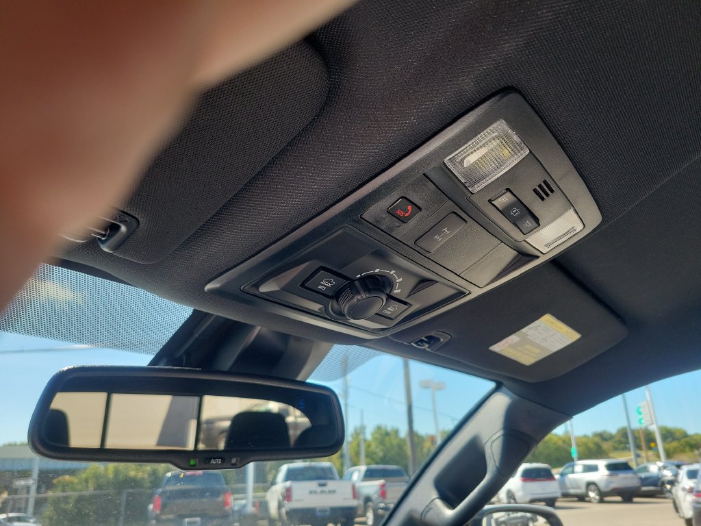 Used 2023 Toyota Tacoma TRD Off-Road AWD/4WD image 25