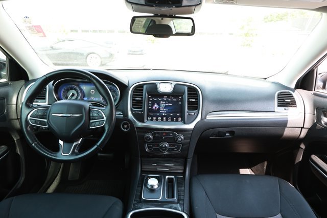 Used 2019 Chrysler 300 Touring w/ Sport Appearance Package RWD image 29