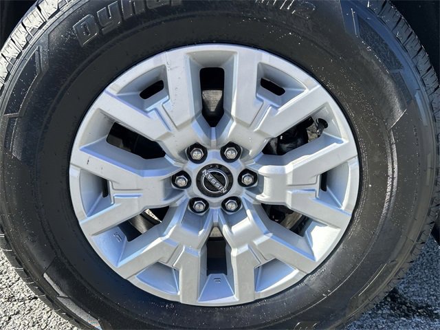 Certified 2022 Nissan Frontier SV w/ Technology Package image 10