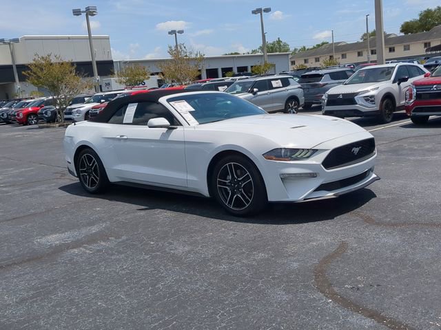 Used 2023 Ford Mustang Premium RWD image 4