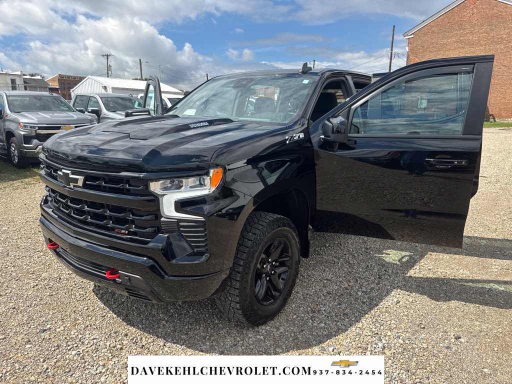 Used 2023 Chevrolet Silverado 1500 LT Trail Boss AWD/4WD image 10